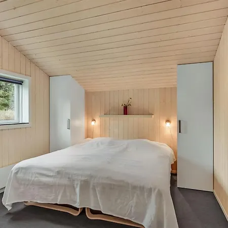 Lav - 3-8km From The Sea By Interhome بيت للعطل *