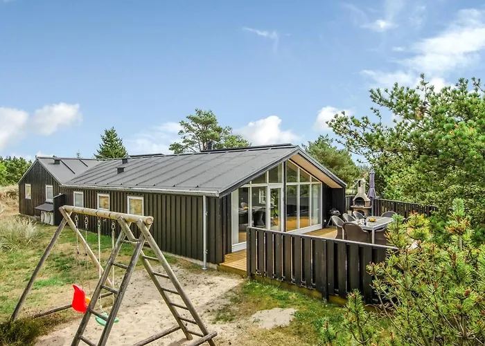 Lav - 3-8km From The Sea By Interhome Feriehus *