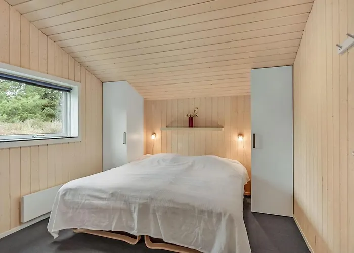 Lav - 3-8km From The Sea By Interhome Feriehus *